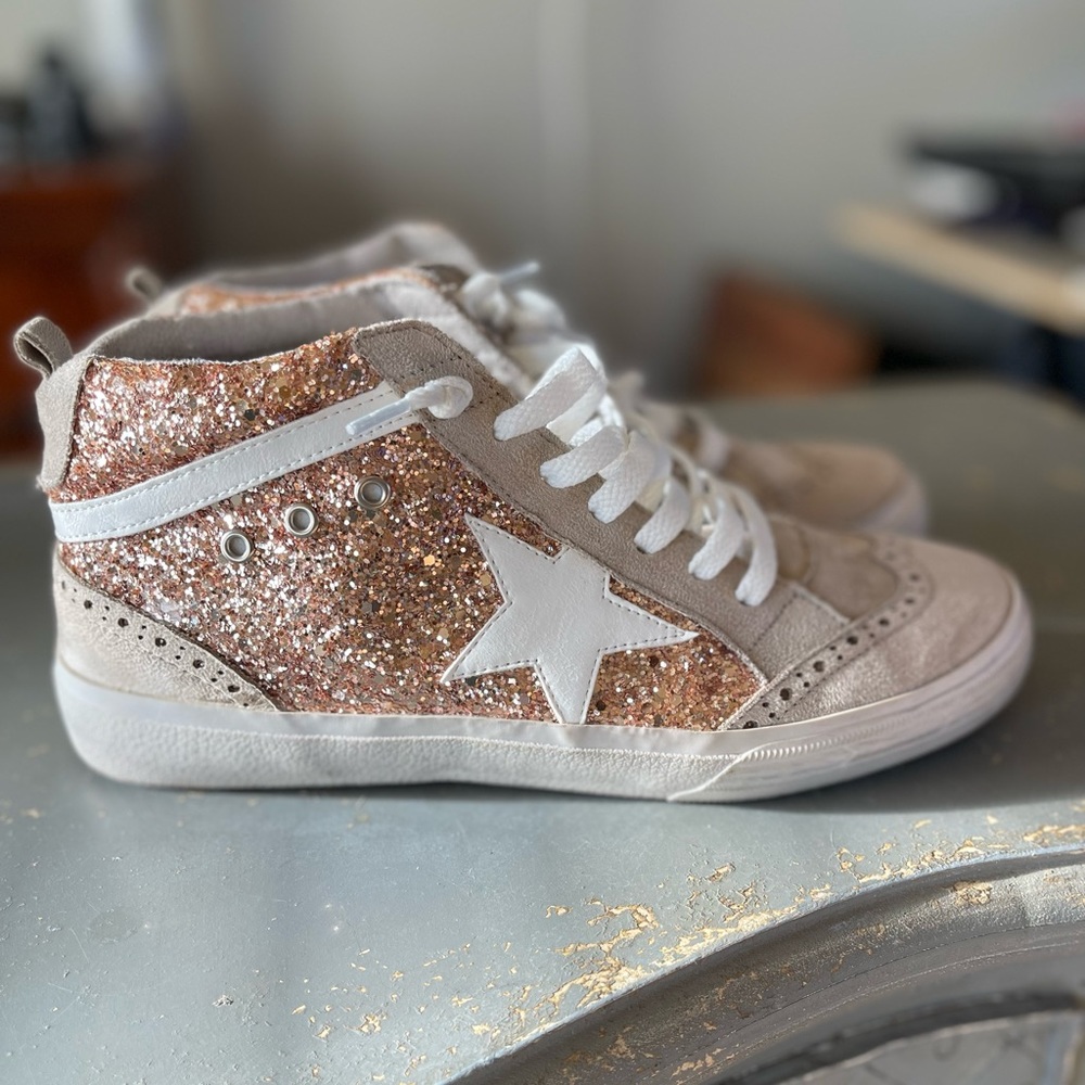 Golden Goose Inspired Shu Shop  Mid Sneakers, EUC, like new. Size 8.5